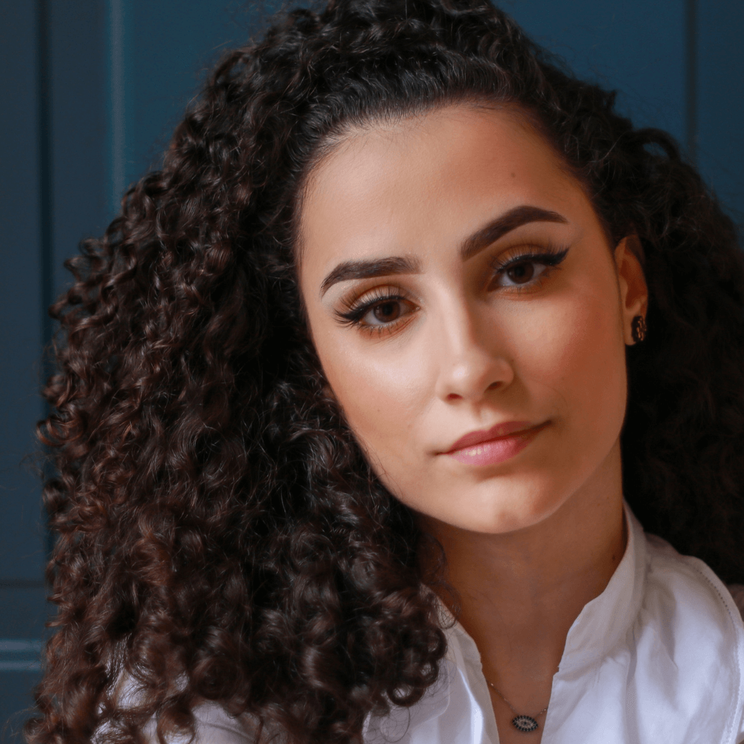 woman, curly brunette hair